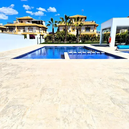 Penthouse Deluxe Zenia Star * Dehesa de Campoamor (Orihuela Costa)